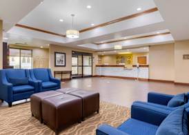 Comfort Suites Johnson City near University 3