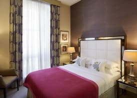 The Mandeville Hotel 5