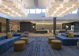 DoubleTree by Hilton Hotel West Edmonton 2