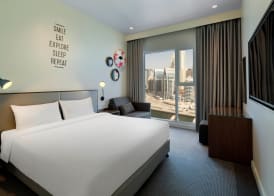 Rove Dubai Marina 3