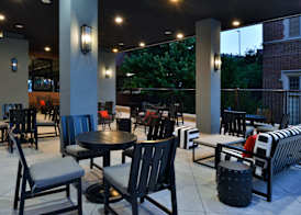 Hampton Inn & Suites Greensboro Downtown, Nc 4