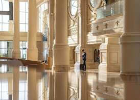 The Ritz-Carlton Abu Dhabi, Grand Canal 5