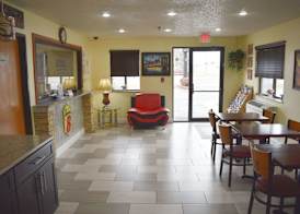 Super 8 by Wyndham Newport News/Jefferson Ave. 4
