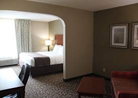 Clarion Inn & Suites Cortland - University Area 3