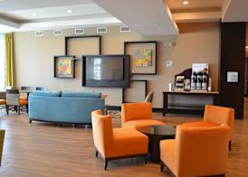 Holiday Inn Express & Suites AUSTIN SOUTH by IHG 2
