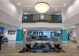 Wingate by Wyndham Lafayette Airport 3