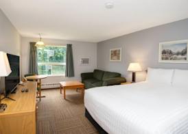 Coast Hinton Hotel 3