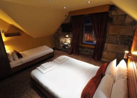 The Commercial Hotel 3