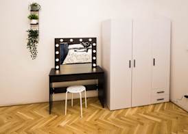 Black & White Apartment by Wenceslas Sq. 4