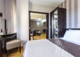 CityHome Aparthotel 5