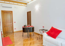 Lh Royal Suites Terrace 5