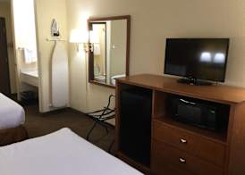 Baymont by Wyndham Port Huron 3