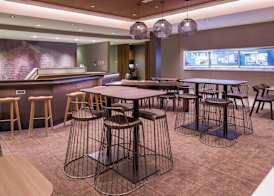 SpringHill Suites by Marriott Greensboro Airport 2