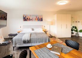 URBAN ISLAND I Riverside Apartments 3