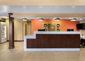 Comfort Suites Clovis - Fresno 2