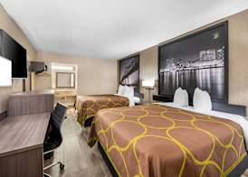 Super 8 by Wyndham Metairie 4