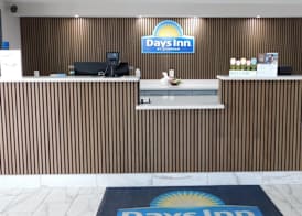 Days Inn by Wyndham Effingham 2