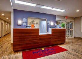 Microtel Inn & Suites by Wyndham Niagara Falls 3