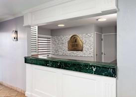 La Quinta Inn by Wyndham Cleveland Independence 4