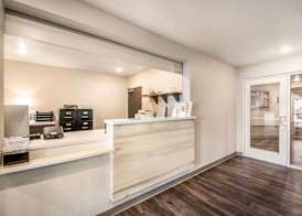 WoodSpring Suites Bradenton 4
