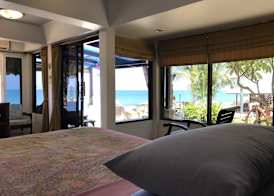 Sunrise Bungalow 4