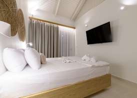 CP Seafront Suites 3