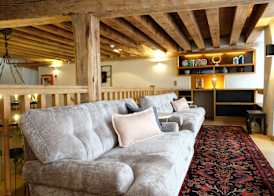 The Three Sisters Hotel 4
