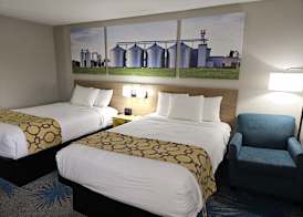 Days Inn by Wyndham Davenport 5
