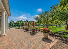 Hilton Garden Inn Suffolk Riverfront 3