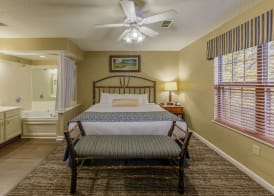 Holiday Inn Club Vacations Oak n’ Spruce Resort in the Berkshires by IHG 3