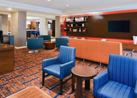 Courtyard by Marriott Beaumont 2