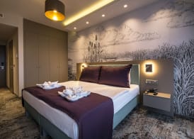 Hotel Golden Lake Resort 3