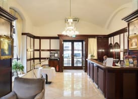 Hotel Am Schubertring 2