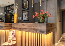 Apollo Boutique Hotel 3