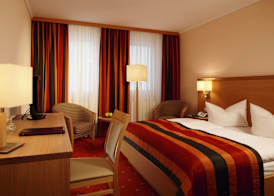 Parkhotel Neustadt 5