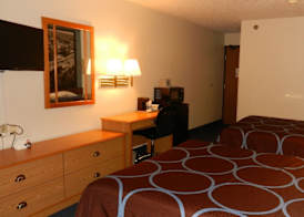 Super 8 by Wyndham Potosi 4