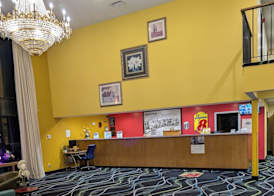 Super 8 by Wyndham Staunton 2