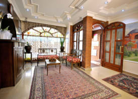 Side Hotel 3