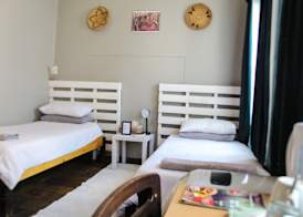Kate's Nest Guesthouse & Backpackers 4