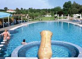 Lintzi Hotel 3