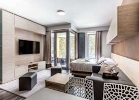 HOTEL PECR DEEP 5