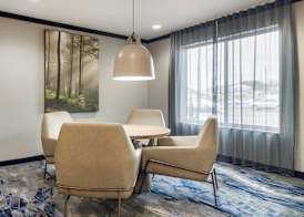 Fairfield Inn & Suites by Marriott Commerce 3