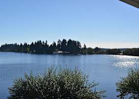 Inn on Long Lake 3