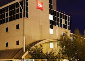 Ibis Cardiff 3