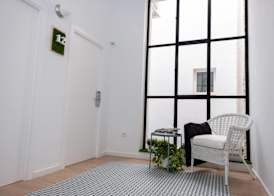 GOMEZ ROOMS 5