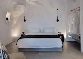 Numa Santorini 5