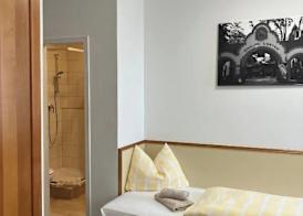 Hotel am Bayrischen Platz 5
