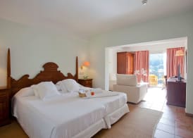 Hotel Cala Sant Vicenç - Adults Only 5