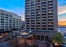Hilton Indianapolis Hotel & Suites 4