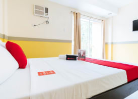 RedDoorz Premium @ Gabinete Road Palawan 5